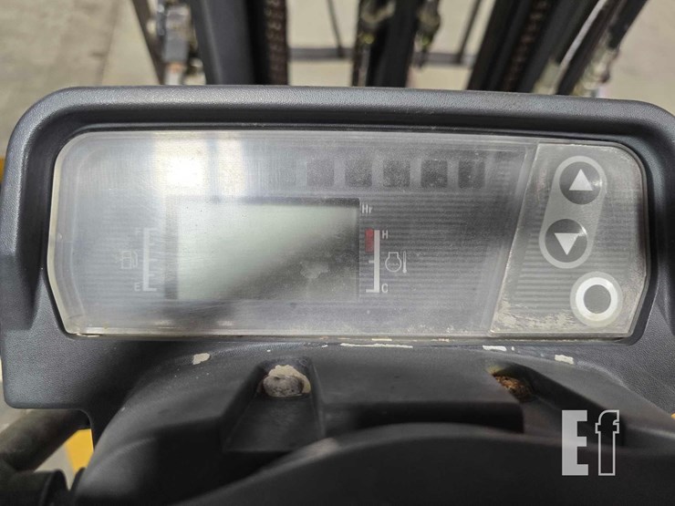 2021-caterpillar-gp25n-image-16