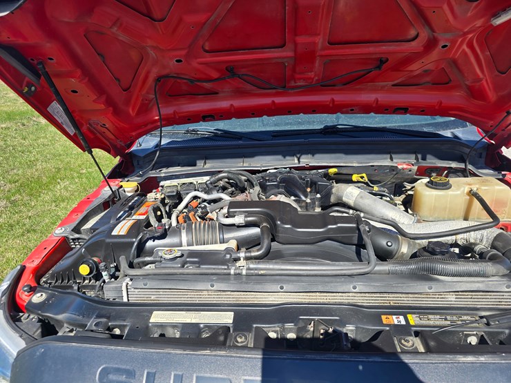 2016-ford-f550-image-21