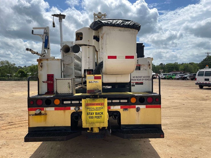 2013-international-durastar-4300-image-6