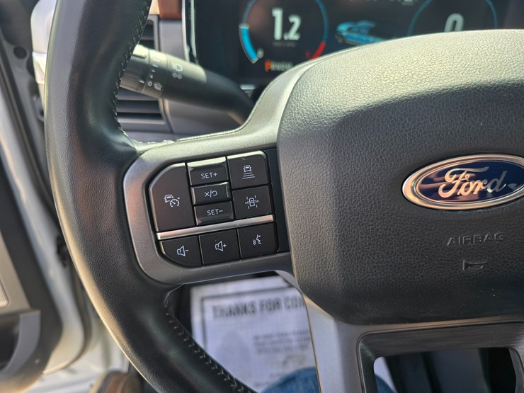 2022-ford-f150-image-38