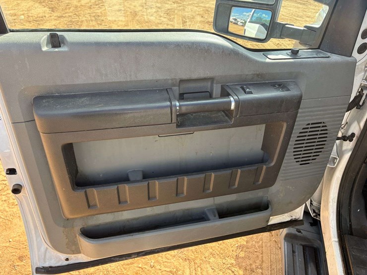 2011-ford-f450-image-9