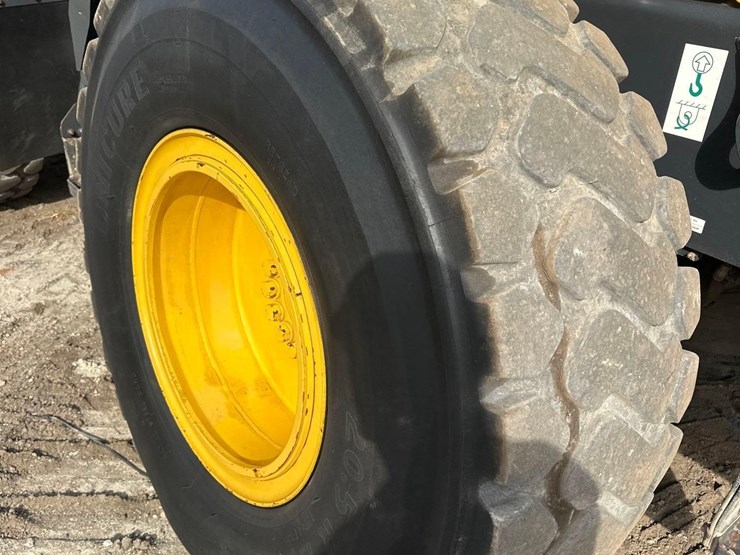 2018-komatsu-wa320-8-image-30