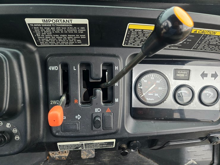 2006-kubota-rtv900-image-35