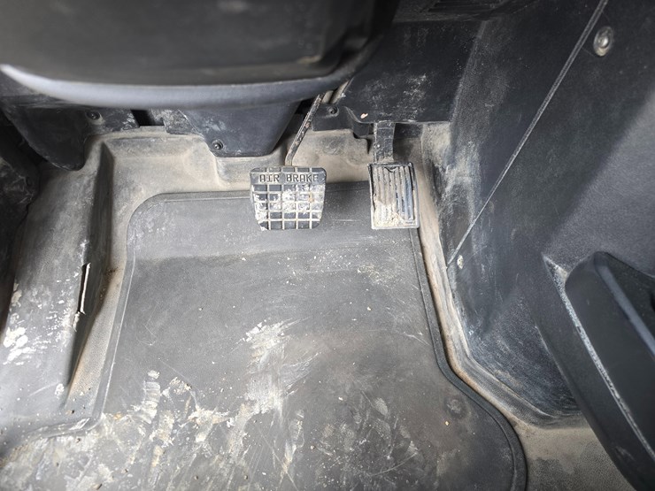 #22610-•-2019-mack-anthem-sleeper-truck-image-53