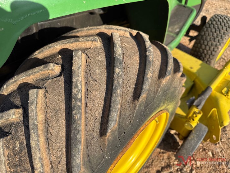 john-deere-420-image-7