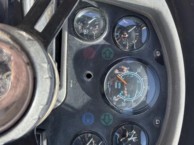 2000-caterpillar-938g-image-45