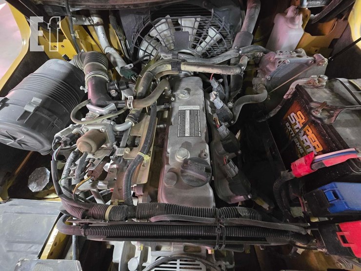 2021-caterpillar-gp25n-image-21