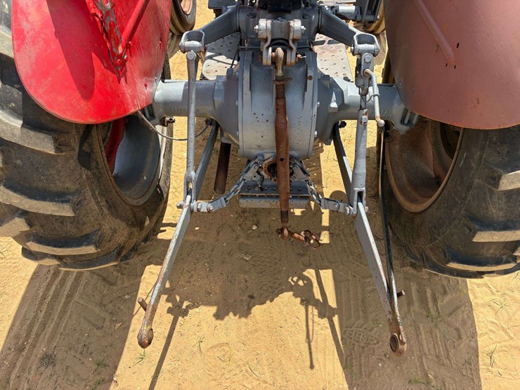 massey-ferguson-mf135-image-17