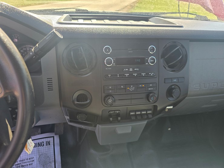 2016-ford-f550-image-35