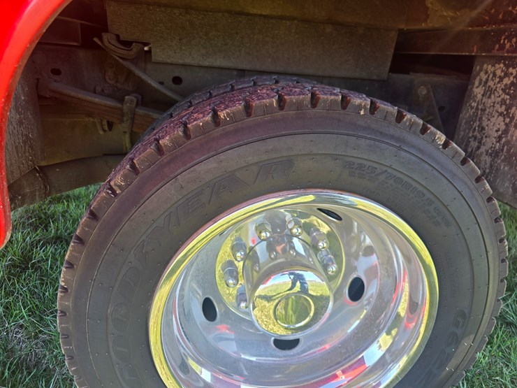 2016-ford-f550-image-53