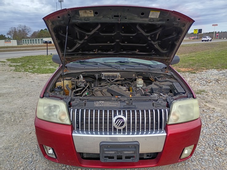 2005-mercury-mariner-image-17