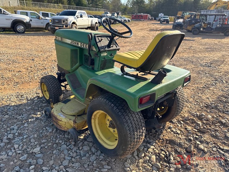 john-deere-318-image-3