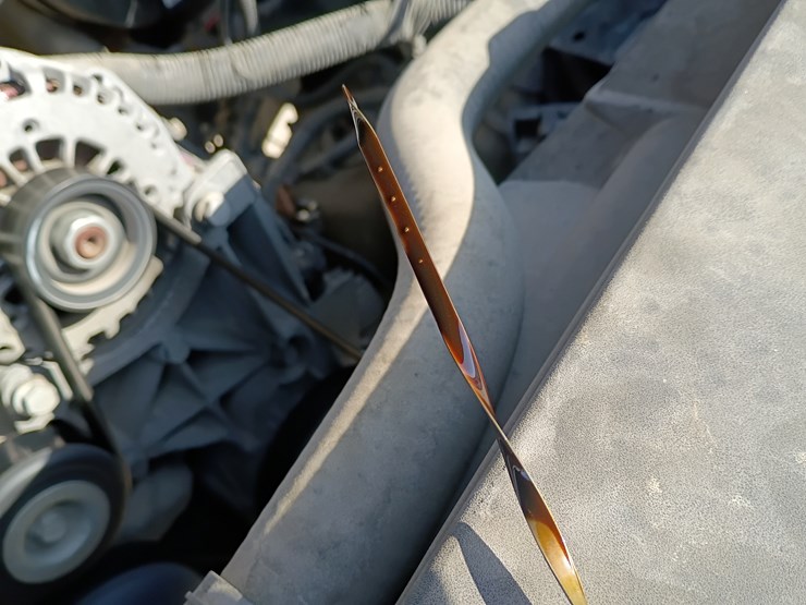 2010-chevrolet-tahoe-image-24