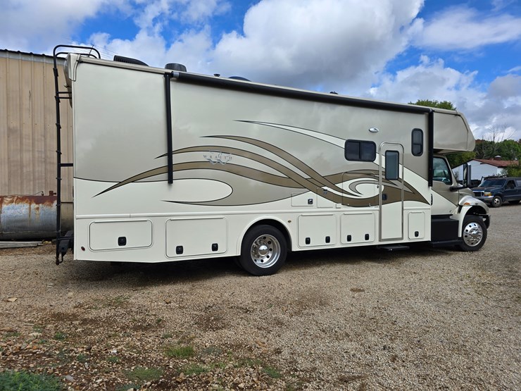 2021-international-mv607-image-21