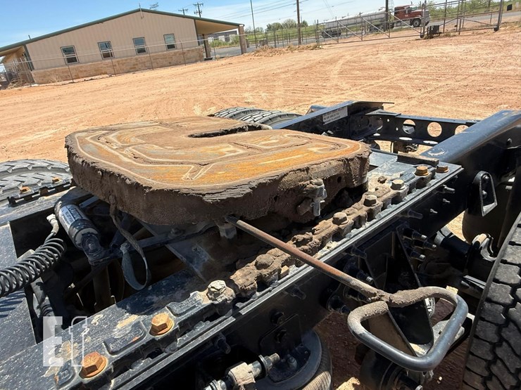 2016-international-durastar-4400-image-28