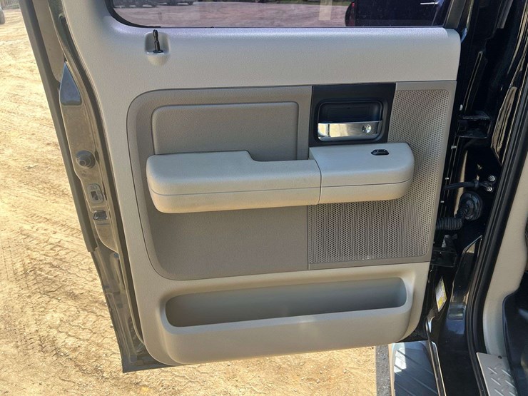 2008-ford-f150-xlt-image-14