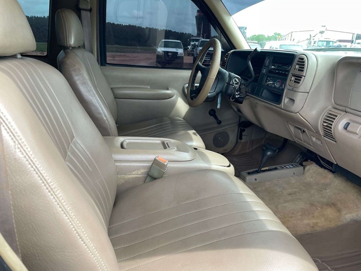 1997-chevrolet-tahoe-image-18