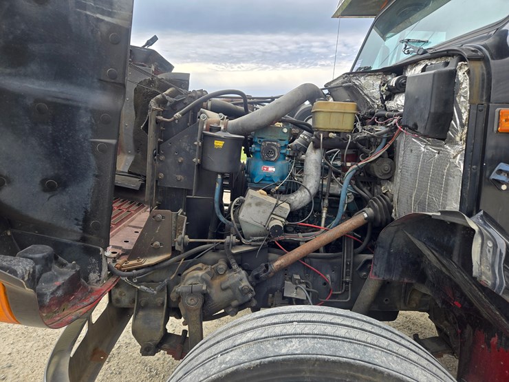 1990-international-4900-image-95