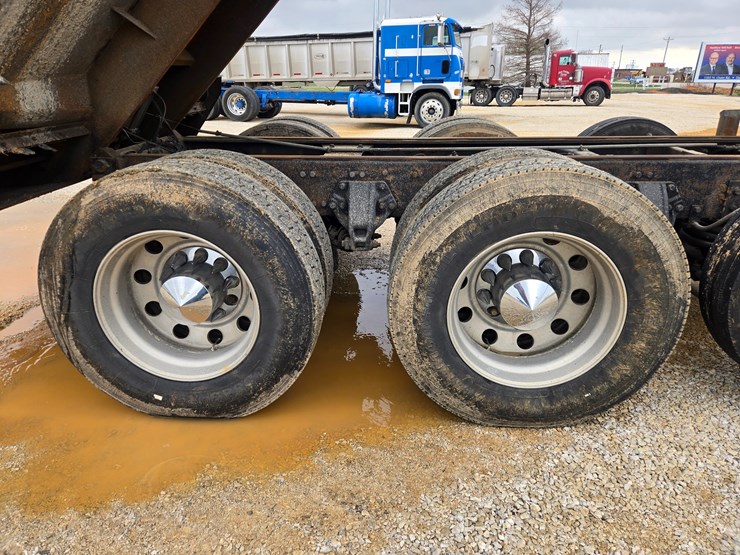 2014-kenworth-t660-image-109