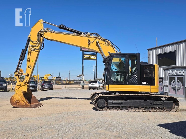 2019-caterpillar-325flcr-image-5