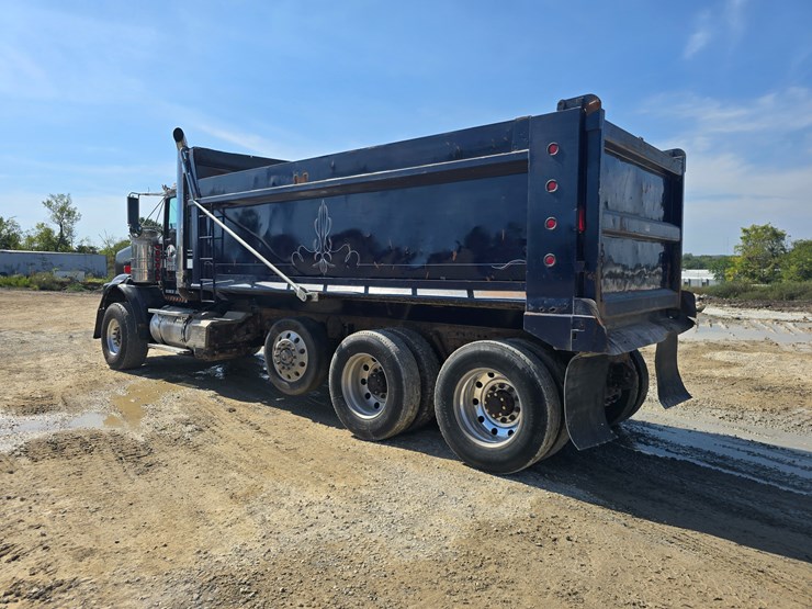 #21305-•-2003-kenworth-dump-truck-image-15