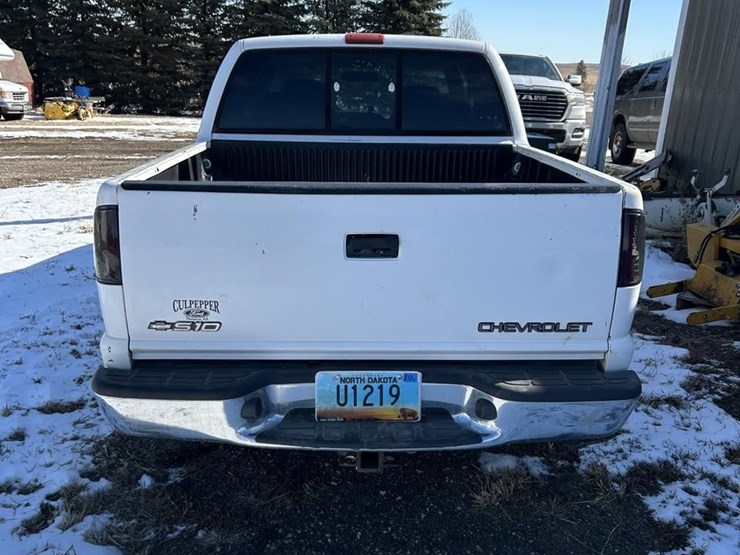 2002-chevrolet-s10-image-5