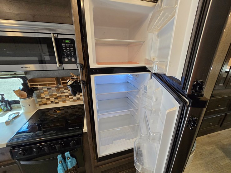 2021-international-mv607-image-113