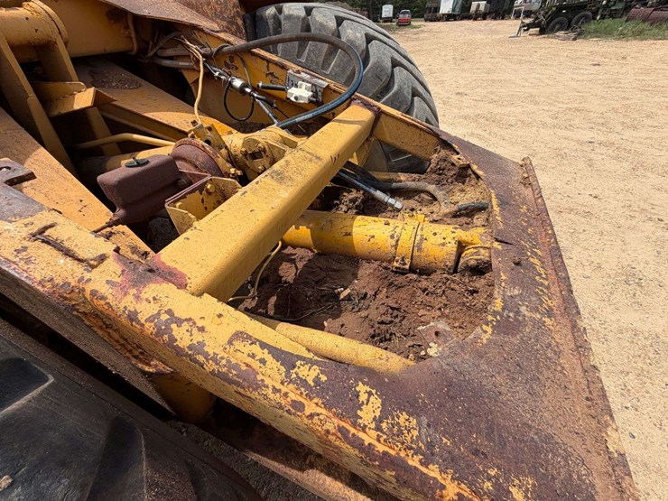 1972-caterpillar-613-image-15