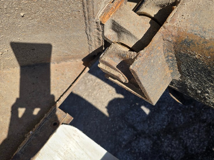 2001-mack-rd688s-image-73