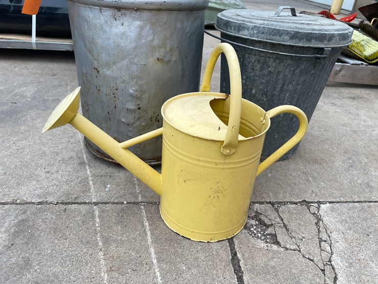 #7018-•-milk-can,-watering-can,-and-galvanized-bucket-(o3)-image-2