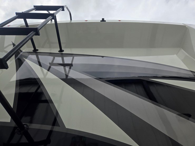 2020-ford-f550-image-141