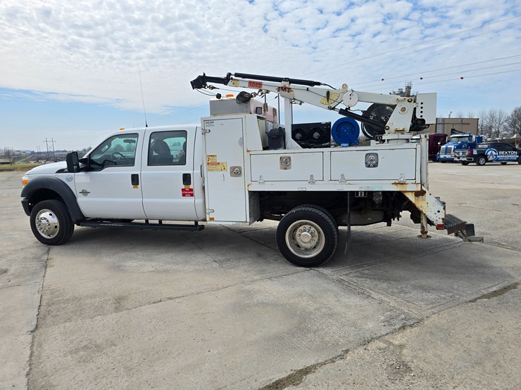 2013-ford-f550-image-4