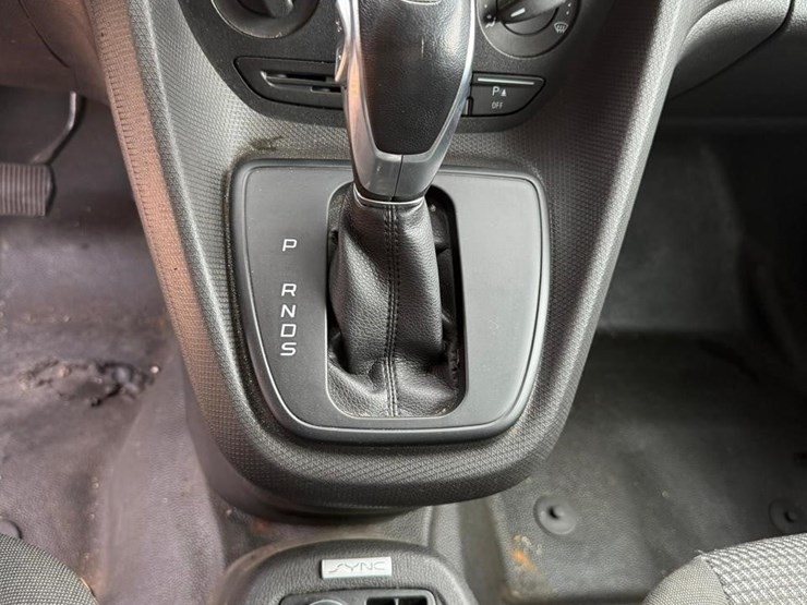 2018-ford-transit-connect-image-14