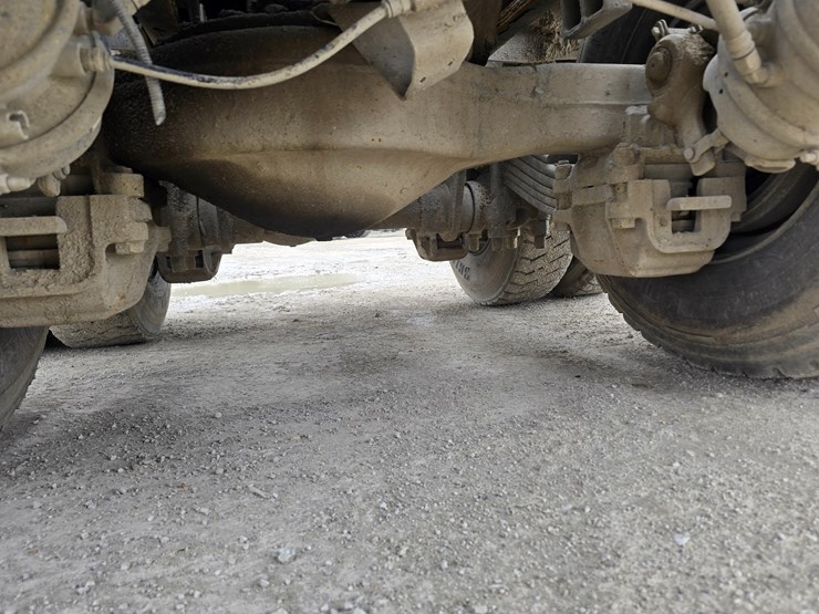 #22589-•-2006-mack-cv713-granite-roll-off-garbage-truck-image-93