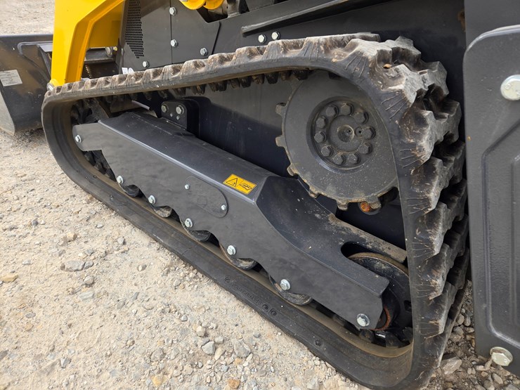 2023-new-holland-c314-image-37