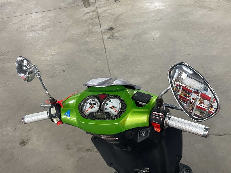 #1468-•-2011-taizhou-moped-(has-wi-title)-(d)-image-31