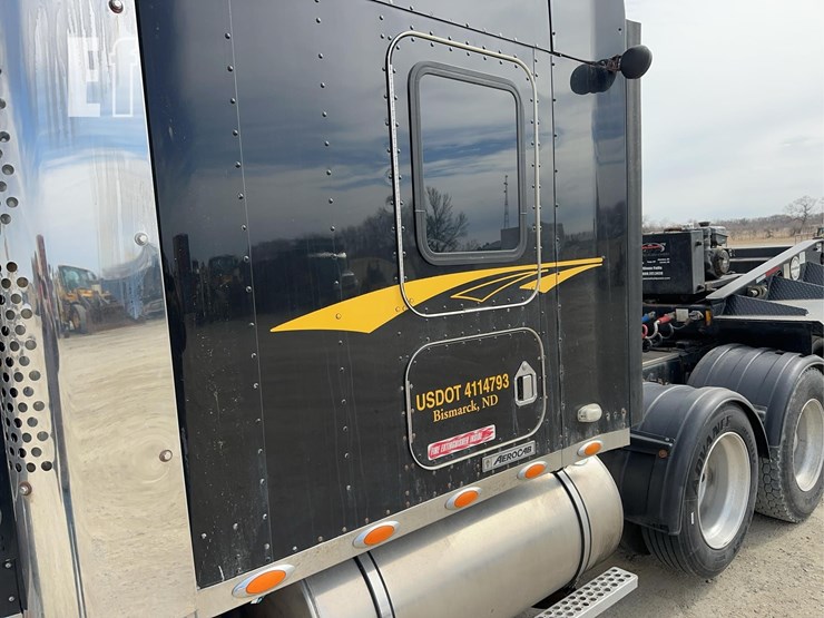 2005-kenworth-t800-image-43