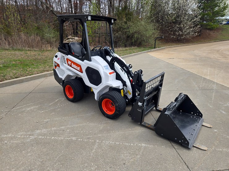 2023-bobcat-l28-image-14