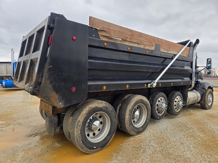 2014-kenworth-t660-image-19