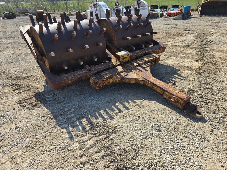 #22637-•-48"-pull-type-sheepsfoot-compactor-image-7