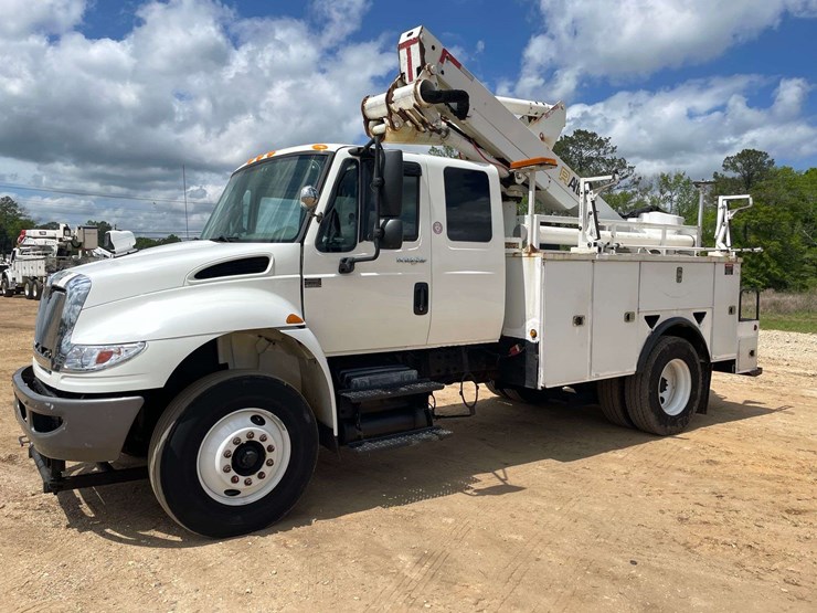 2013-international-durastar-4300-image-1