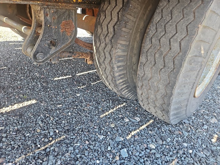 1981-eager-beaver-tl20-t/a-utility-trailer-image-11