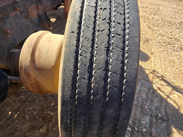 1998-mack-rd688s-image-110