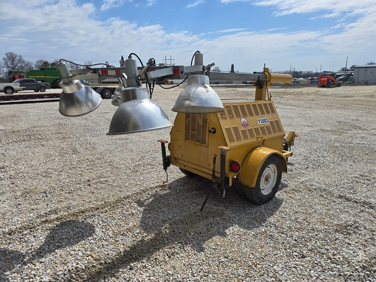 #22620-•-amida-light-plant-image-3