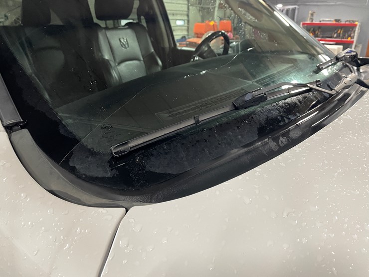 2012-dodge-3500-image-98