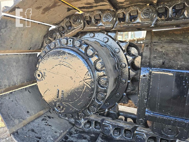 2017-caterpillar-326fl-image-36