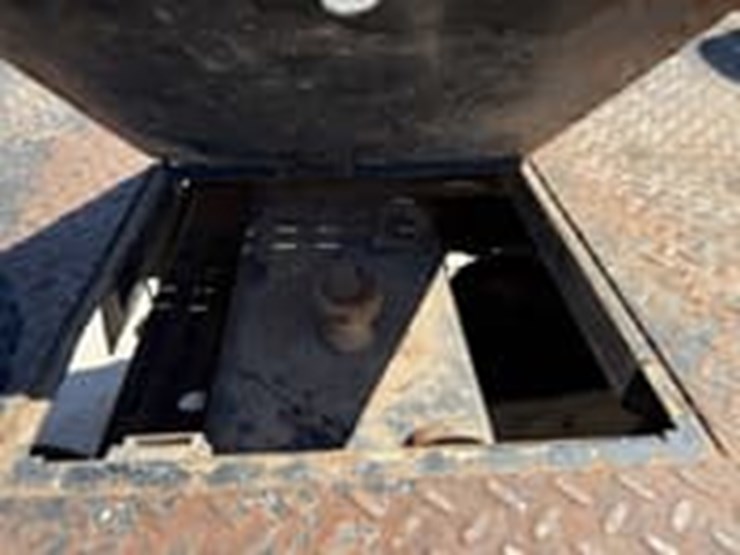 2014-ram-2500-tradesman-image-9