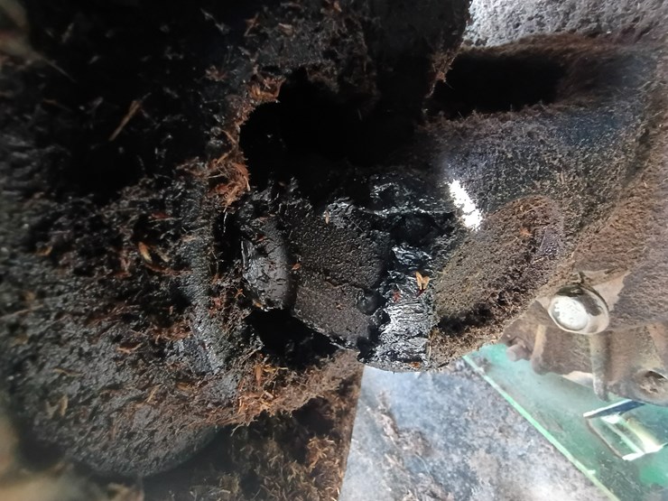 2013-john-deere-630-image-23