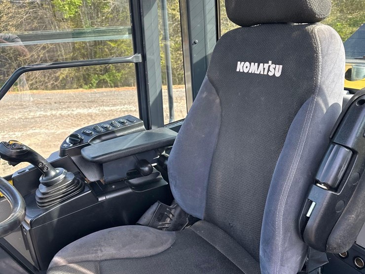 2018-komatsu-wa320-8-image-38