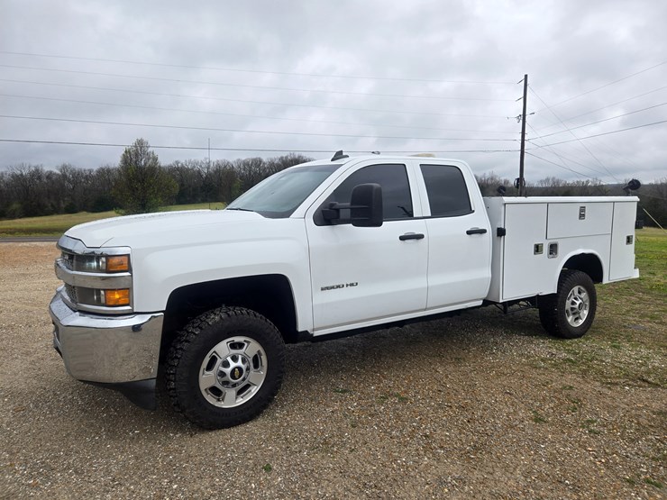 2019-chevrolet-silverado-2500-image-5